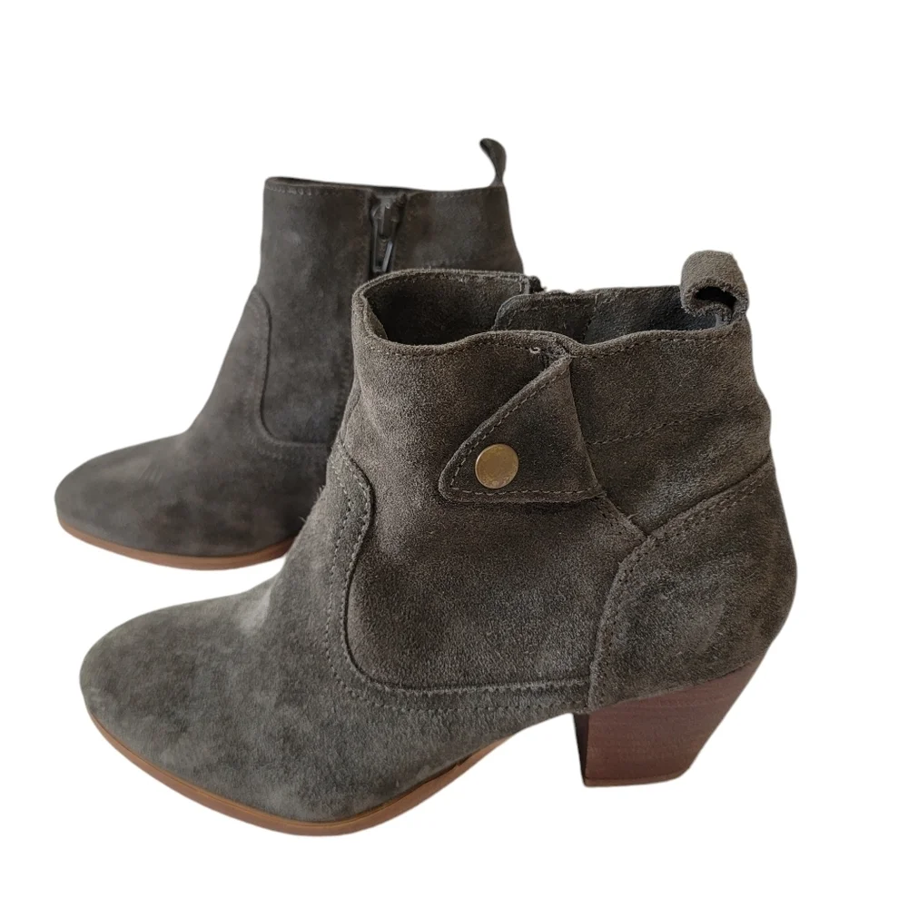 Diba Women's Gray Suede Leather Booties Sz 7.5M Side Zip Chunky Wood Heel Fall